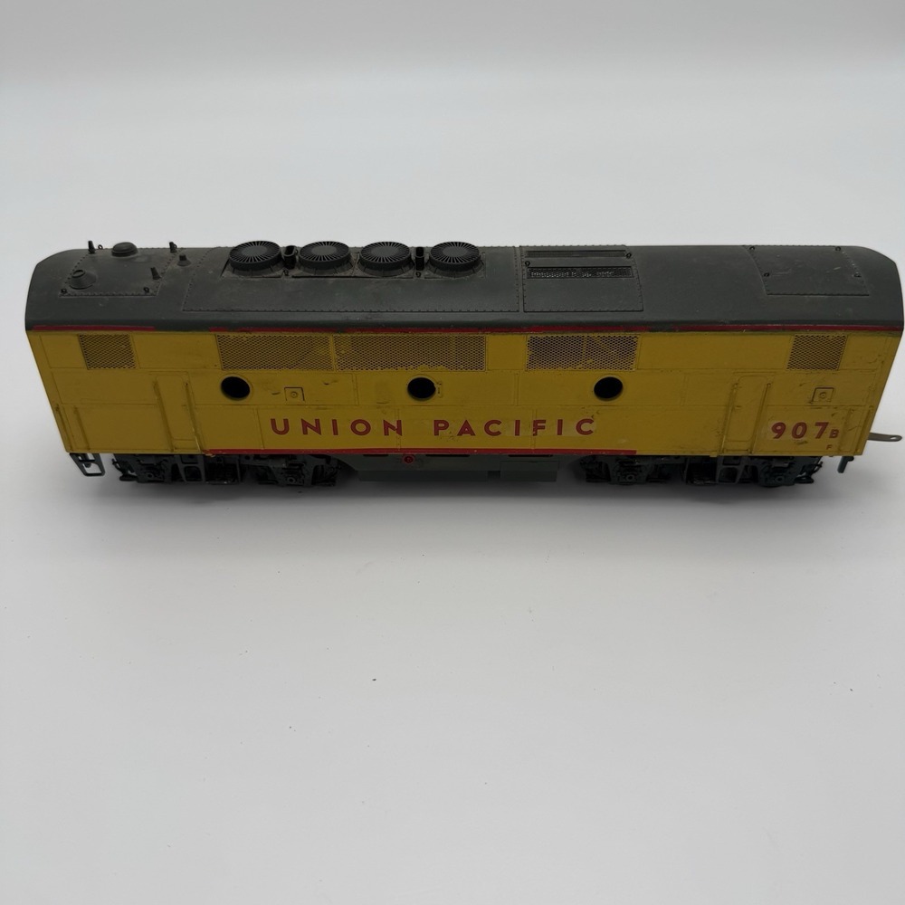 HO Brass Union Pacific EMD F3B #907B B-Unit Diesel Locomotive